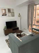 MetroRunway Residences Near Airport and Transit Access