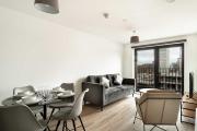 Spacious & Bright 2 Bed Apartment in Liverpool