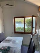 Top Cres