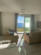 Moderno appartamento vista mare Sanremo