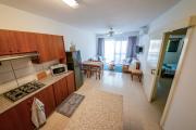 Top Paralimni