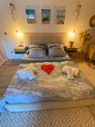 Studio with sauna and jacuzzi