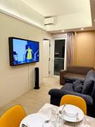 Venice Luxe Cozy 1 BedRoom, Pool, Netflix, Kitchen, Canal Mall Access