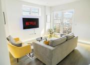 Spacious 1-Bed Apartment in Greenwich By LS2G Stays