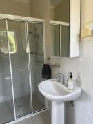 Top Glen Innes