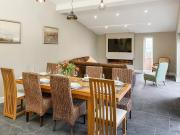 Luthien Barn - Uk50881