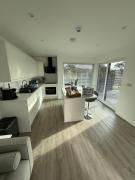 Lowern, Luxury Lodge with Hot Tub and Games Room