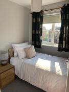 Comfortable Single Bed in Shared Home