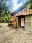 Hermosa cabaña en el bosque