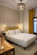 Cuatro Caminos Rooms