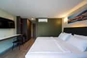 BB Glass House Bangkok บีบี กลาสเฮ้าส์ กรุงเทพ