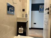 Superb Location 3 Min to Metro AC Elevator