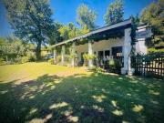 Rustic Charm & Mountain Views - Fynbos Retreat