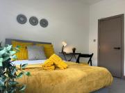 S5 Private Ensuite Room for Professionals