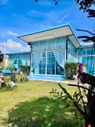 Miss & Moon Poolvilla Bang Saray