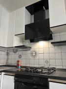 Apt. 80 m2, wifi, jacuzzi, 5 guests, 10min center