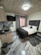 Inkinibe Self Catering