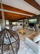 Oppi See Beach House