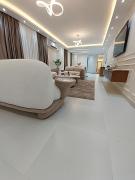 شقه بالدقي شارع الثورة الرئيسي