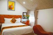 Queen Hotel Van Phu Urban