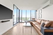 Top Oakleigh