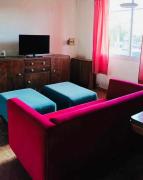 Colorido departamento planta alta