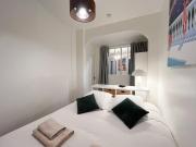 Le cœur battant de Toulon - marché, stade, port à deux pas