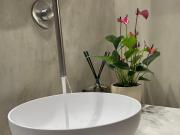 Luxury Art & Chromotherapy Apt-Hospital District3