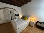 Milano 2 BDR Flat - direct Tram 15 min DUOMO