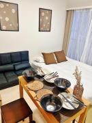 15minute walk to Ikebukuro Rooms are available for 1-3 people Direct train access to Shinjuku 10 minutes and Shibuya 14 minutes