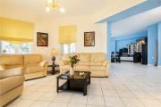 Top Kolymvari