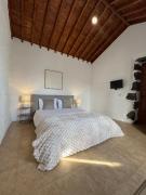 Northeast Azores, Rocha Mar House