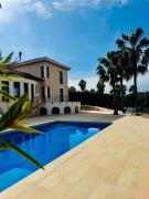 Luxury villa pool&beach paradise