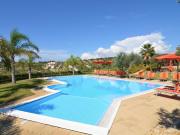 Apartment Residence La Luna nel pozzo - Appartamento Papavero by Interhome