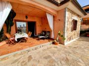 Apartment mit Kamin- Terrasse und Meerblick by Interhome