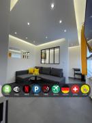 MoonYellow - Basel - AirPort - HighQuality