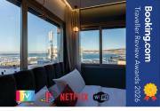 Marina View Residence, Luxury Studio, Ocean View, Enjoy Starlink High Speed WiFi, IPTV, PlayStation PS4 Plus, Near TGV, Airport Bus, Taxi, Indrive, and so on