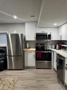 Cozy 2 Bedroom Basement Apartment