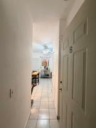 Apartamento con Patio Privado y Asador