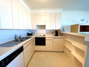 Sea-view apartment on Zeedijk