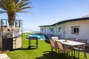Oasis Tenerife Rentals con Piscina climatizada, Cocina exterior y Barbacoa