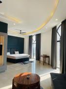 Vantage View - Penthouse Apartment
