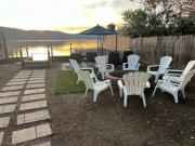 Peaceful Lakeside Retreat - Cozy 3BR Waterfront Home