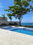 Villa Seresa BeachFront