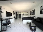 1-Bedroom Pool-View Condo with Large Balcony - Jomtien