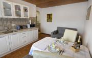 Bright apartment in Umag