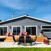Lake & Game Room - Chalet Brothers and Sun