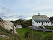 Seafront House From 1952 With Views In Veivåg