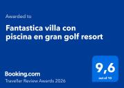 Fantastica villa con piscina en gran golf resort
