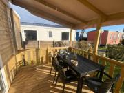 Mobil-home confortable avec terrasse pour 4 personnes - API-1-52-1543